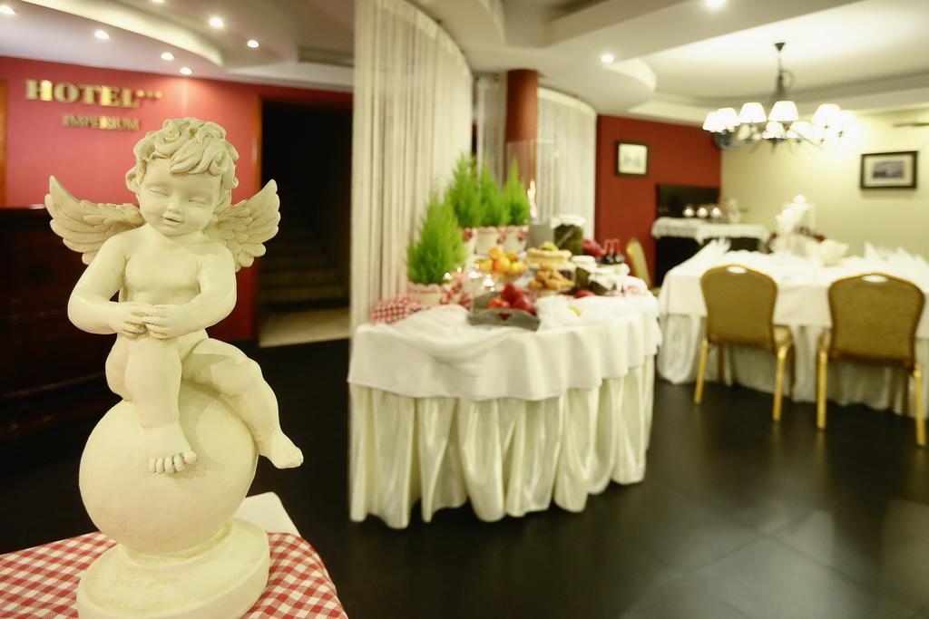 Hotel Imperium Хелмжа Экстерьер фото