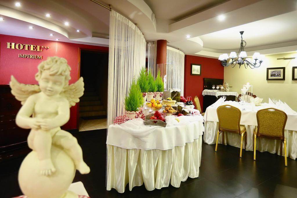 Hotel Imperium Хелмжа Экстерьер фото