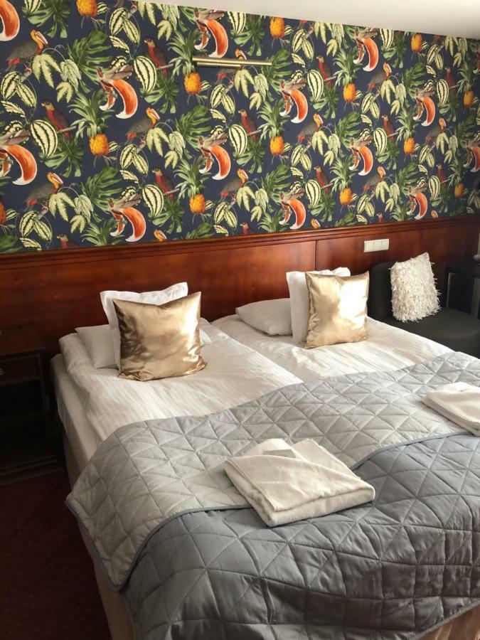 Hotel Imperium Хелмжа Экстерьер фото
